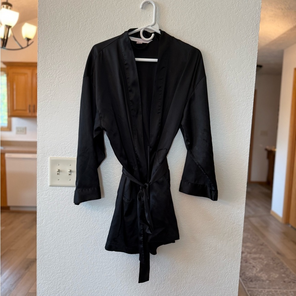 Victoria's Secret Black Satin Robe One Size